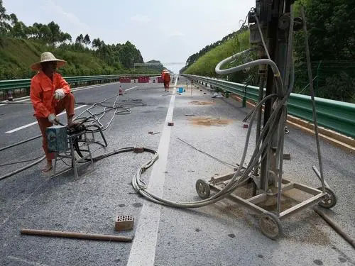 灵寿路基注浆